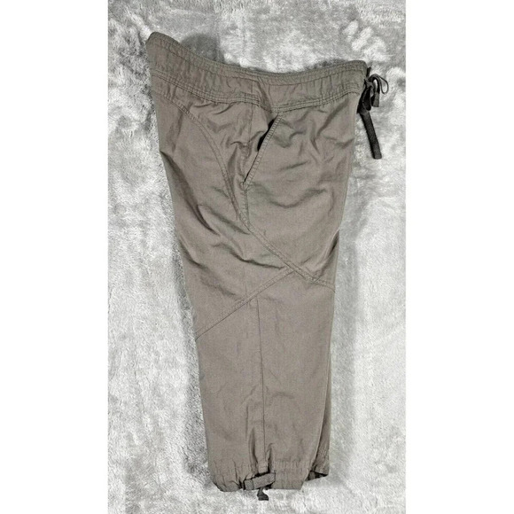 Nike S Cargo Capri Crop Hiking Pants Gray Adjustable Hem Pockets Woven - Picture 6 of 10